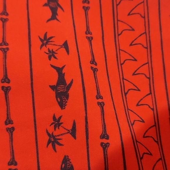 Carbon Shark Red And Teal Board Shorts Size 32 Unlined Side Pocket - Picture 9 of 9